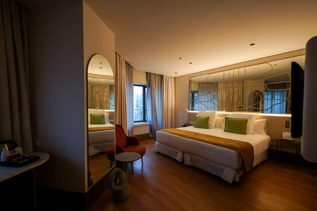 Premium Room City Views in Barceló Torre de Madrid - Best Luxury and Boutique Hotels in Central Madrid