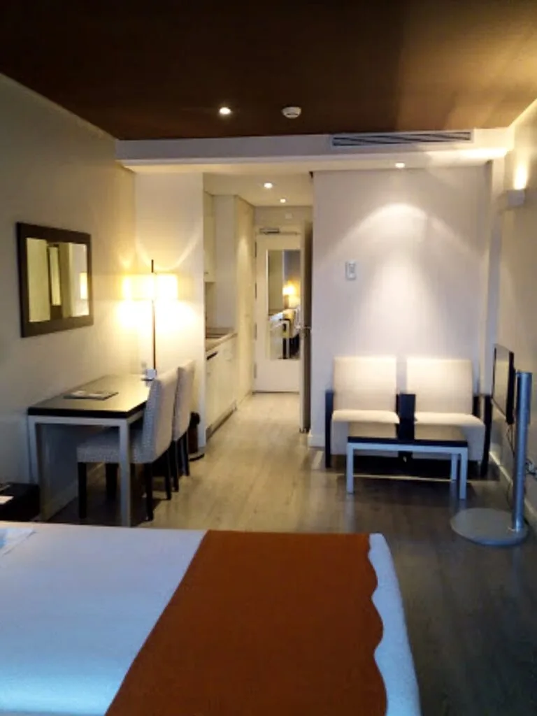 Suites Viena Plaza de España - Best Luxury and Boutique Hotels in Central Madrid Spain